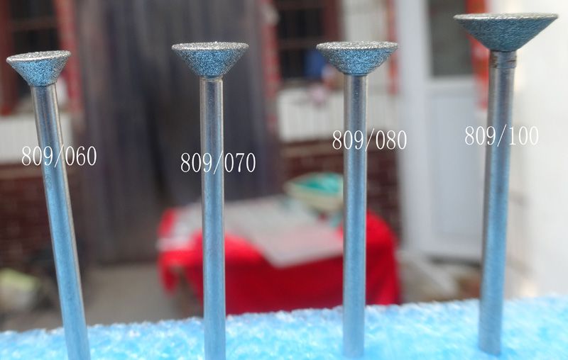 硬質合金旋銼鎢鋼銑刀雕刻金屬打磨頭合金銑刀鎢鋼磨頭2.35mm柄徑